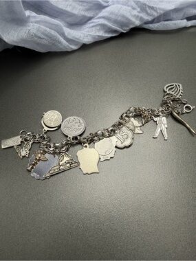 ⬇️⬇️ Sterling Silver Charm Bracelet 18 Charms #1STB